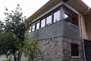 Cerramiento de PVC en imitación madera