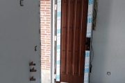 Puerta de PVC de seguridad con fijo lateral con panel estilo rustico