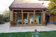 Cerramiento en PVC imitación madera