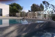 Barandilla perimetral de terraza y piscina