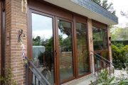 Cerramiento de PvC en imitacion madera