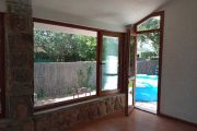 Cerramiento en PVC en imitación madera