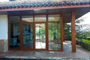 Cerramiento de PVC en imitación madera