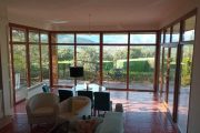 Cerramiento de PVC en imitación madera