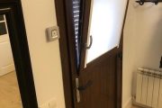 Puerta de PVC imitación madera Nogal
