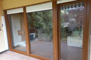 Sustitución de ventanal de madera por PVC en imitación madera