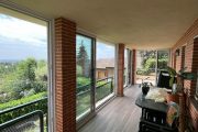 Cerramiento de terraza con correderas de 3 hojas