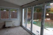 Ventanas y puertas de PVC con vidrios