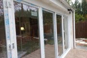 Ventanas y puertas de PVC con vidrios