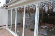 Ventanas y puertas de PVC con vidrios