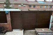 Puertas abatibles + valla fija en aluminio