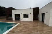 Ventanas de PVC en acabado gris antracita