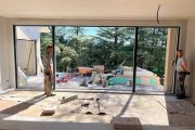 Ventanal de PVC color antracita